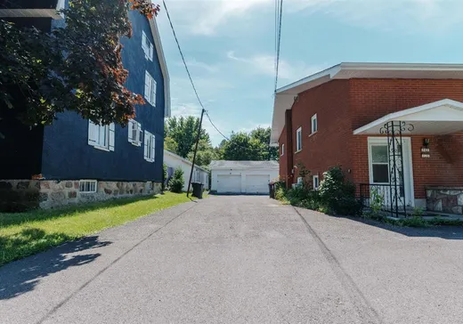 Duplex for Sale - 135-145 Rue St-Louis, St-Cyrille-De-Wendover, J1Z 1R9