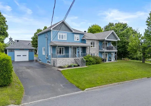 Triplex for Sale - 7-11 Rue Verret, Coaticook, J1A 1T9