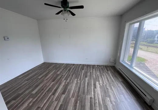 Triplex à vendre - 140-144 Rue Cloutier, Lac-aux-Sables, G0X 1M0
