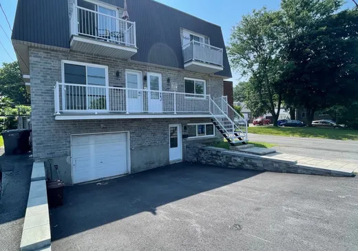 5-Plex à vendre - 1430-1434 Rue Logan, Longueuil, J4K5G9
