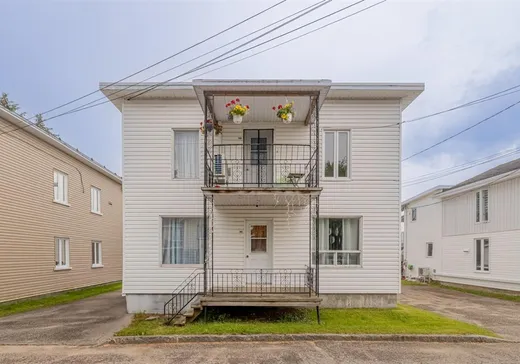 Duplex à vendre - 185-189 Av. St-Émilien, St-Raymond, G3L3X3