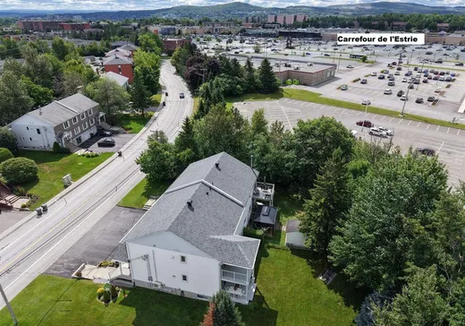 Duplex à vendre - 505-507 Rue McCrea, Sherbrooke, J1L 2L9