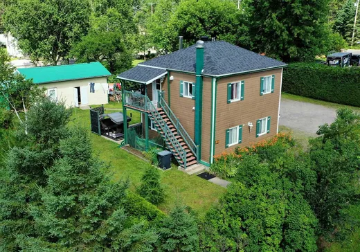 Duplex for Sale - 96-98 Rue du Pont, Mont-Tremblant, J0T 1H0