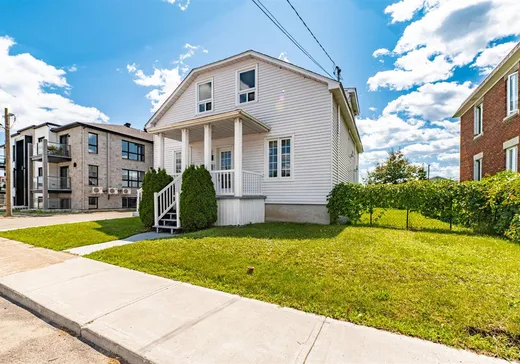 Duplex à vendre - 636-638 8e Avenue, Saint-Jérôme, J7Z 4Y1