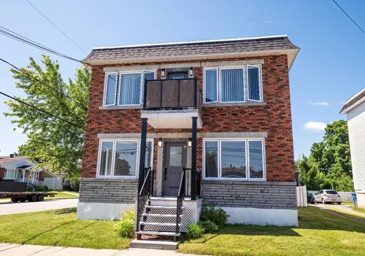 Duplex for Sale - 1201-1203 15e Rue, St-Mathieu-Du-Parc, G9T 3W8