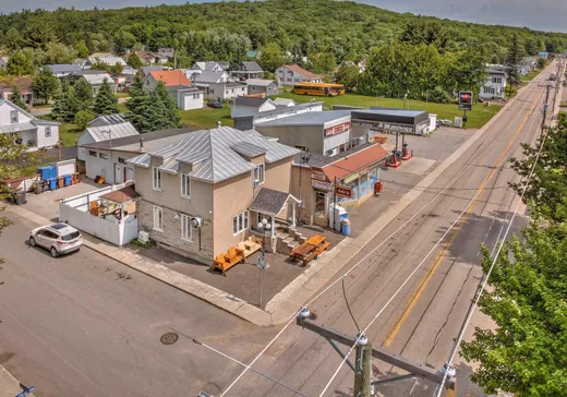 5-Plex for Sale - 3800Z-3802Z Rue Notre-Dame, Saint-Édouard-de-Maskinongé, J0K 2H0