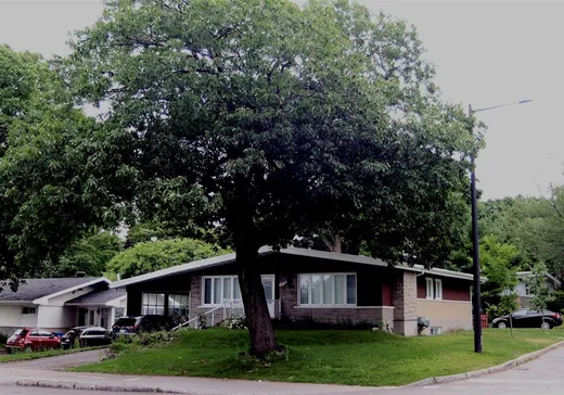 Triplex à vendre - 2643 Ch. des Quatre-Bourgeois, Ste-Foy, G1V1X1