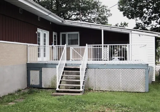 Triplex à vendre - 2643 Ch. des Quatre-Bourgeois, Ste-Foy, G1V 1X1