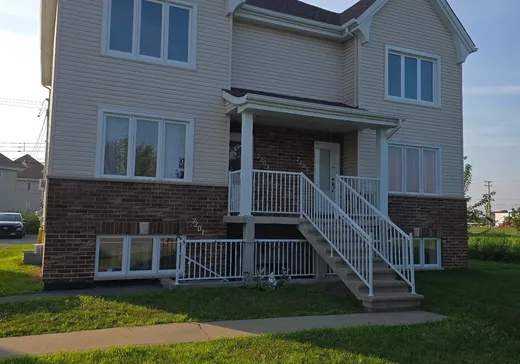Triplex à vendre - 7201-7205 Rue de la Gentiane, Terrebonne, J7M0E9