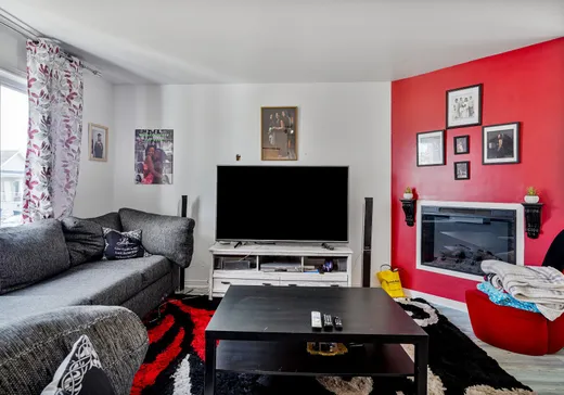 Triplex for Sale - 7201-7205 Rue de la Gentiane, Terrebonne, J7M 0E9