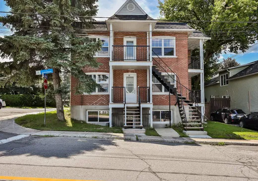 Triplex à vendre - 68-72 Rue Lecompte, Sainte-Thérèse, J7E3S6