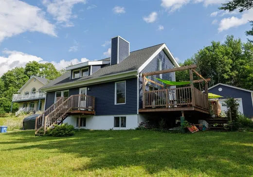 Duplex à vendre - 171-173 Ch. de Mont-Sutton Heights, Sutton, J0E 2K0