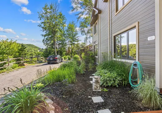 Duplex à vendre - 1080-1082 Ch. du Grand-Ruisseau, Saint-Sauveur, J0R 1R2