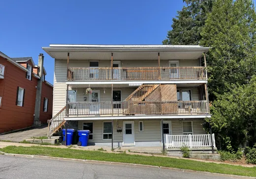 5-Plex for Sale - 459-463A Rue St-Pierre, La Tuque, G9X 3E2