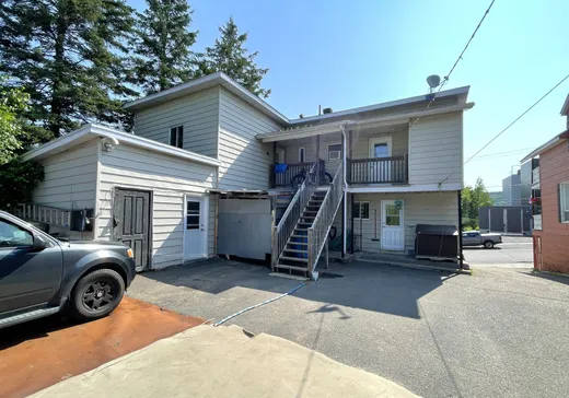 5-Plex for Sale - 459-463A Rue St-Pierre, La Tuque, G9X 3E2
