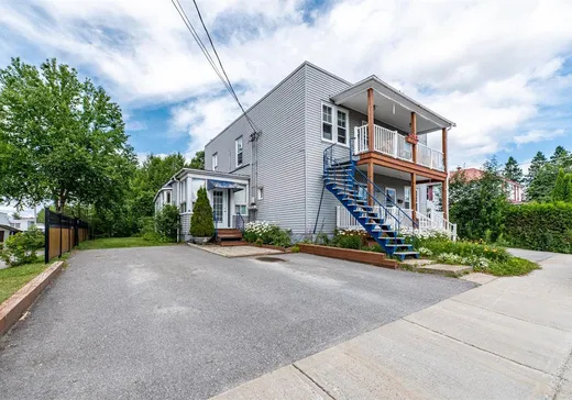 4-Plex à vendre - 10-16 Rue St-David, Sainte-Agathe-des-Monts, J8C 2M3