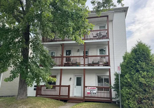 5-Plex à vendre - 318-326 Rue Brooks, Sherbrooke, J1H 4Y3