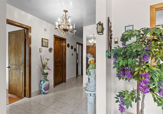 Duplex à vendre - 8970-8972A 25e Avenue, Montréal (Saint-Léonard), H1Z 4B7
