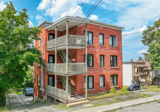 4-Plex à vendre - 161-167 Rue Kennedy S., Sherbrooke, J1G 2H5