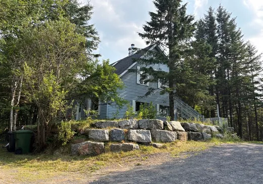 Duplex à vendre - 1604-1606 Rue Poirier, Mont-Blanc, J0T2G0
