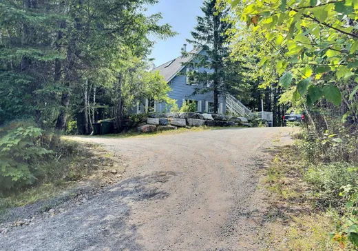 Duplex à vendre - 1604-1606 Rue Poirier, Mont-Blanc, J0T 2G0