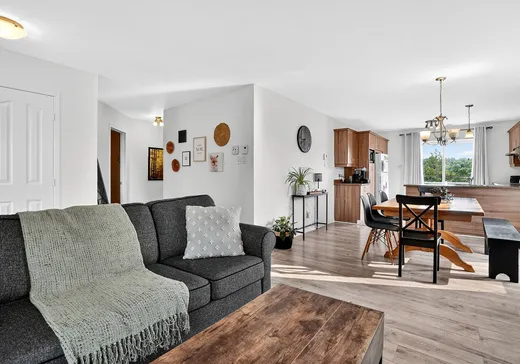 Duplex à vendre - 53-53A Rue des Bois-Jolis, Lanoraie, J0K 1E0
