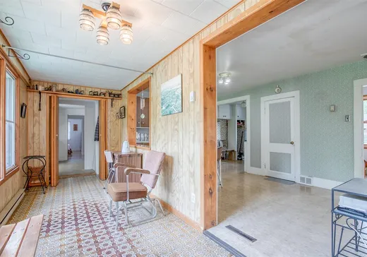 Triplex à vendre - 12-14 Rue Élisabeth, Bedford, J0J 1A0
