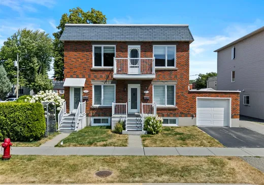 Duplex à vendre - 2486-2490 Boul. Laframboise, Saint-Hyacinthe, J2S4Y2