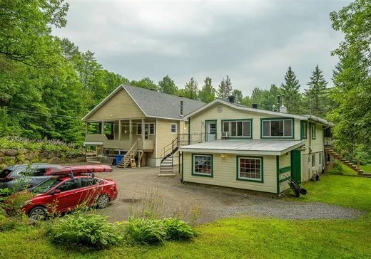 Triplex à vendre - 424-430 Ch. Abercrombie, Sainte-Sophie, J5J 2R4