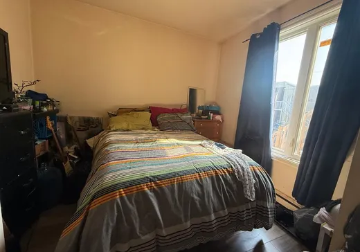 Duplex à vendre - 246-248 Av. Plante, Vanier, G1M 1S3