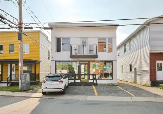 5-Plex for sale - 35-35A Rue St-Jean-Baptiste, Victoriaville, G6P4C8
