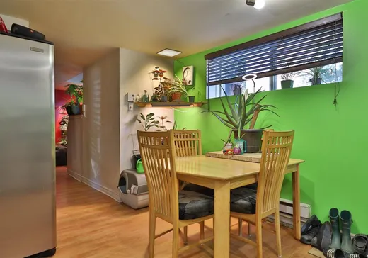 Triplex à vendre - 888-892 Boul. La Fayette, Acton Vale, J4K 3A5