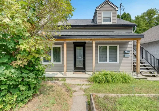 Duplex à vendre - 64 Rue Nicolet, Hull, J8Y2J5