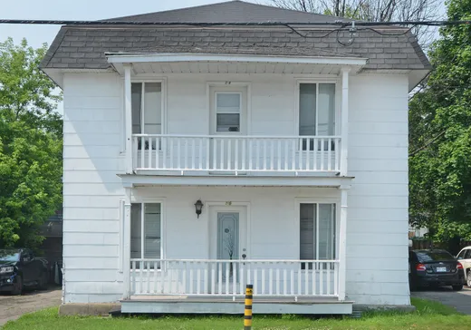 Duplex à vendre - 216-218 Rue Jacques-Cartier, Salaberry-de-Valleyfield, J6T 4S5