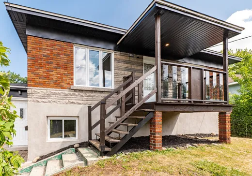 Duplex for Sale - 10915-10917 Av. de Rome, Montreal (North), H1H 4P3