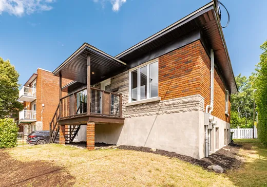 Duplex for Sale - 10915-10917 Av. de Rome, Montreal (North), H1H 4P3