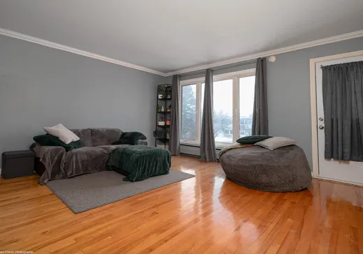 Triplex for Sale - 351 Boul. Laval (351-353), Laval (Laval-des-Rapides), H7N 3W1