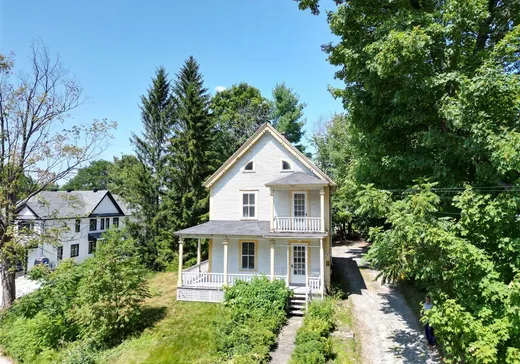 Triplex à vendre - 191-193 Rue du Conseil, Sherbrooke, J1G 1J2