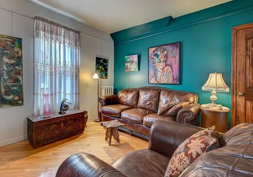 Triplex à vendre - 805 Av. Ste-Anne, Saint-Hyacinthe, J2S 5G6