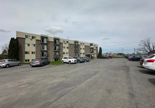 5-Plex à vendre - 1205 Rue Talon, Chambly, J3L 2J8