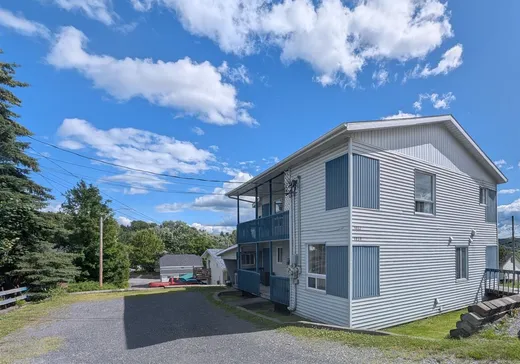 5-Plex à vendre - 1050-1052 119e Rue, Saint-Georges, G5Y 3B9