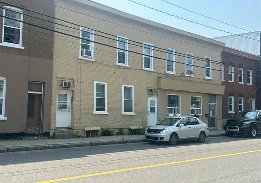 5-Plex à vendre - 907-915 Rue St-Vallier O., La Cité-Limoilou, G1N 1E9