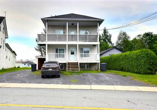 Triplex for sale - 160 1re Avenue N., St-Gedeon-De-Beauce, G0M1T0