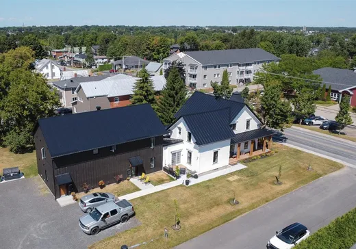 4-Plex à vendre - 793-795 Boul. des Bois-Francs S., Victoriaville, G6P 5W3