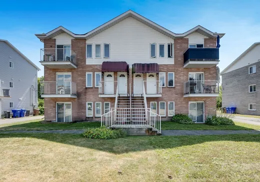 Triplex for Sale - 102 Rue Laflamme, Gatineau, J8R 2J8