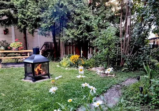Triplex à vendre - 574-580 Rue Arago O., Ville de Québec, G1N 2M5