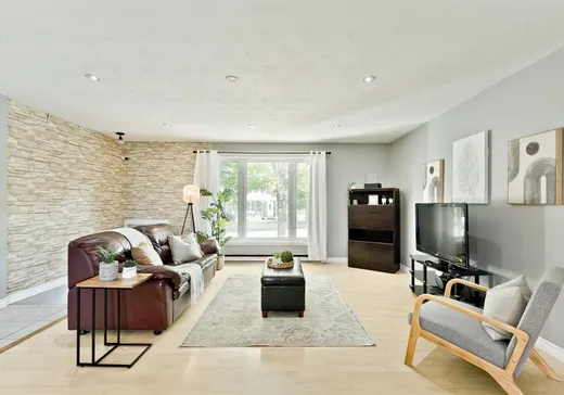 Duplex for Sale - 241-241A Rue Dominique, Waterville, J0B 3H0