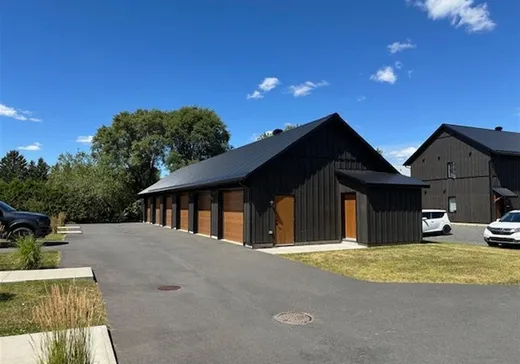 Triplex à vendre - 797 Boul. des Bois-Francs S., Victoriaville, G6P 5W3