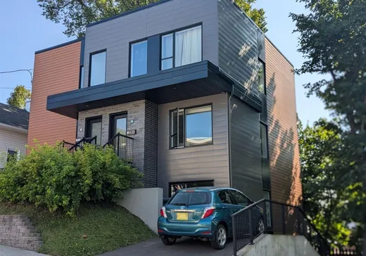 Triplex à vendre - 52-56 Rue Napoléon, Lévis, G6V5Z9