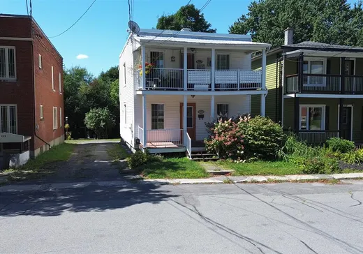 Duplex à vendre - 141-145 Rue Victoria, Victoriaville, G6P 5G1